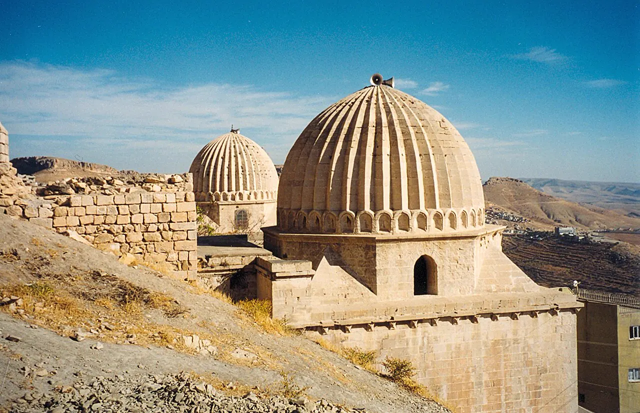 Zinciriye (Sultan İsa) Medresesi